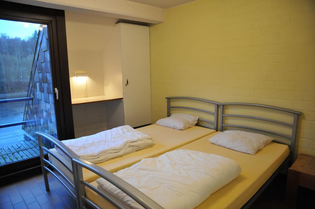 Les Doyards Hotel Vielsalm Værelse billede
